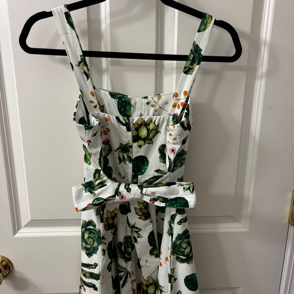 Dress - Picture 2 of 3